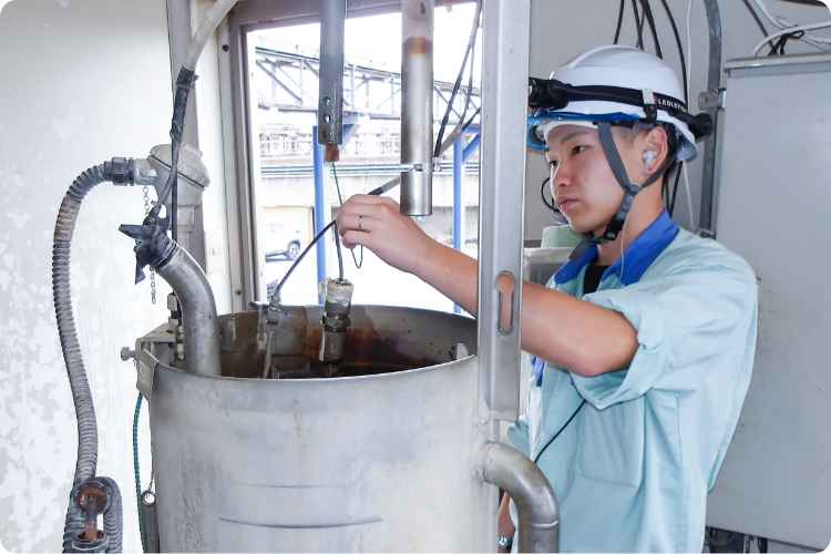 原動部門の仕事風景5
